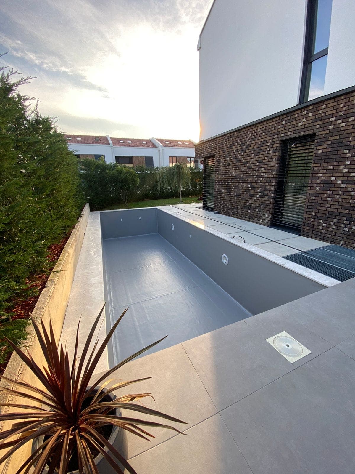 Punë e lehteNdertim Pishine luksoze ne kosove